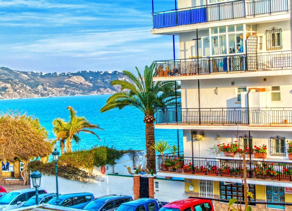 Nerja Center Apartment With Sea View Zewnętrze zdjęcie