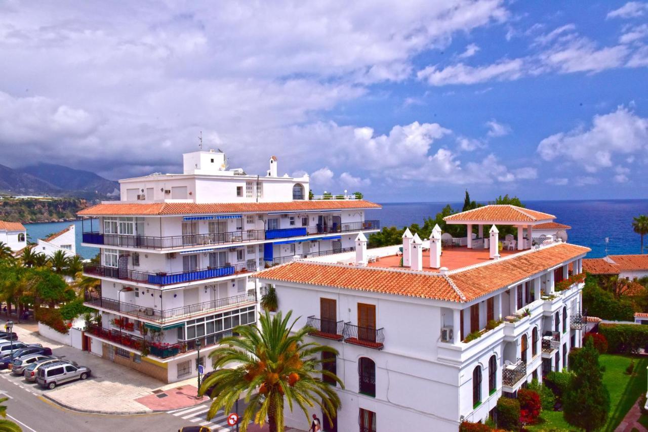 Nerja Center Apartment With Sea View Zewnętrze zdjęcie