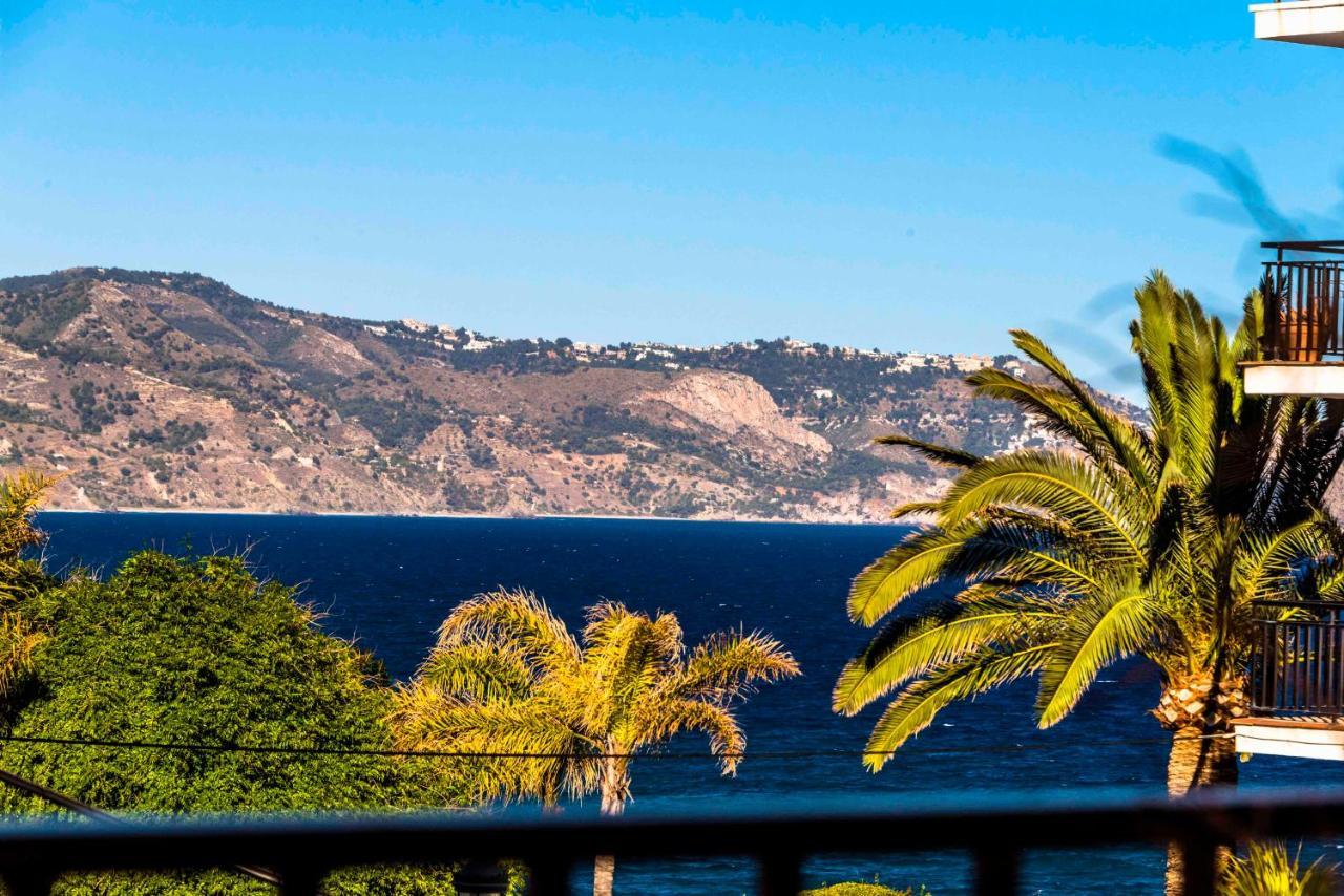 Nerja Center Apartment With Sea View Zewnętrze zdjęcie