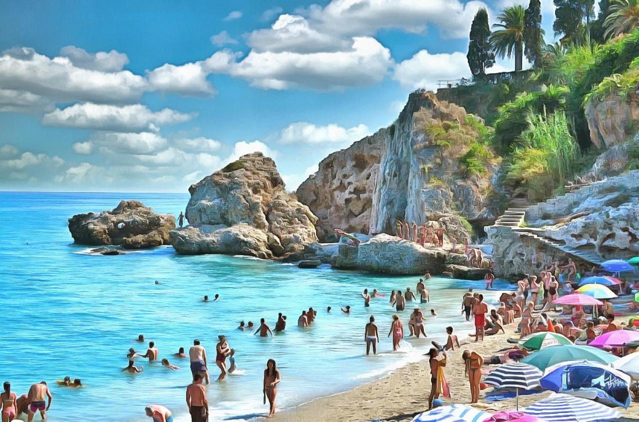 Nerja Center Apartment With Sea View Zewnętrze zdjęcie
